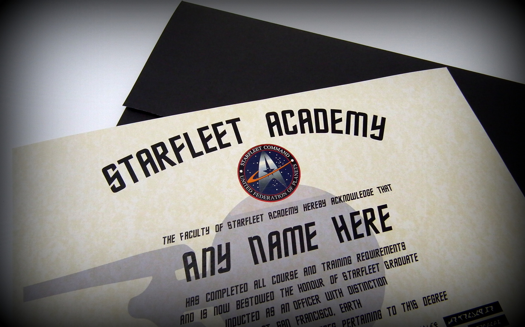 Star Trek Personalised Certificate Starfleet Academy in a Presentation Folder - Image 3