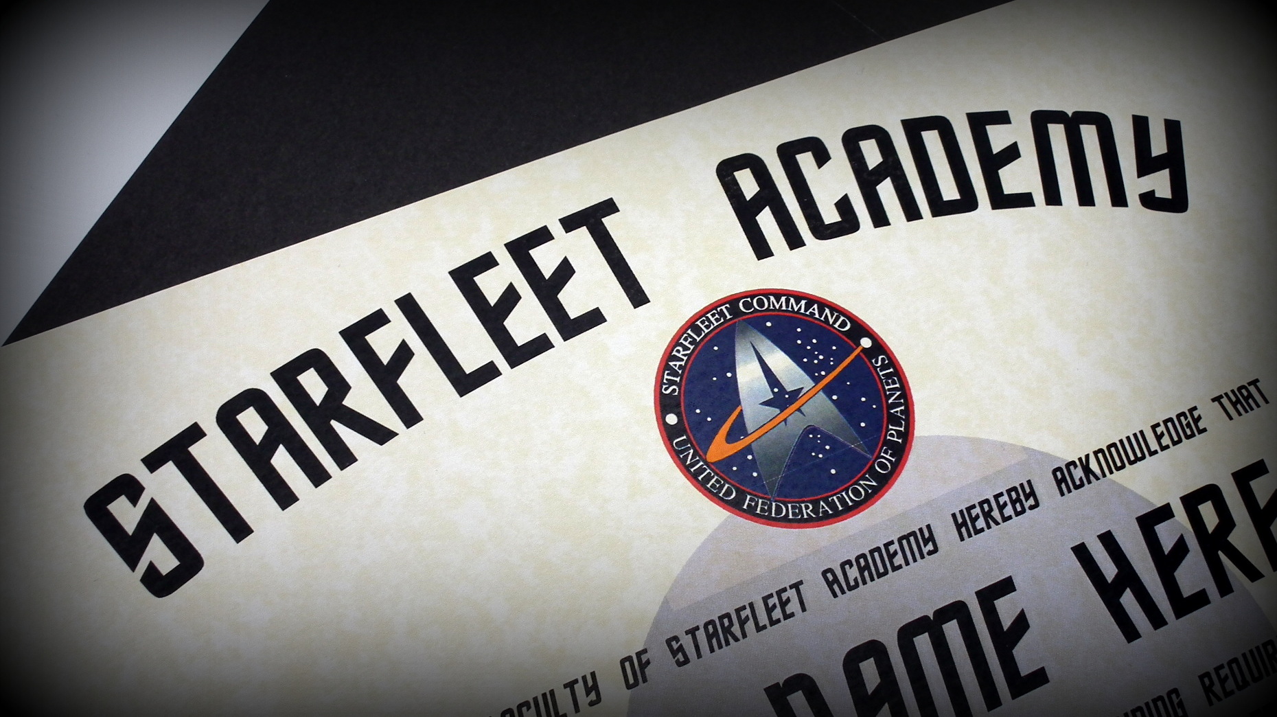 Star Trek Personalised Certificate Starfleet Academy in a Presentation Folder - Image 7